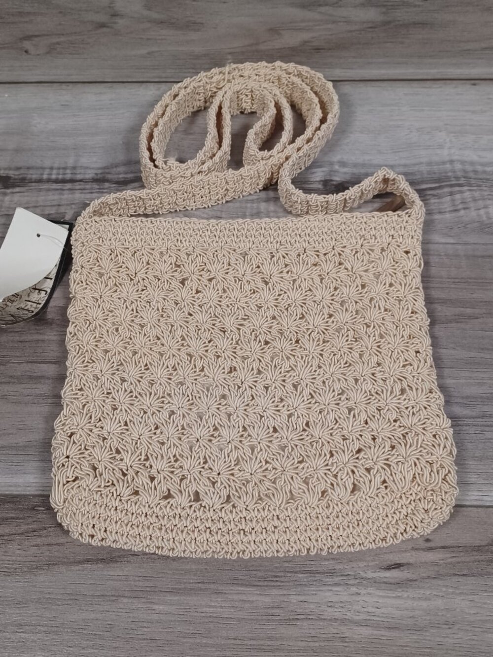NWT Pacific Connections Beautiful Crochet Crossbody Cream Colored Small Purse